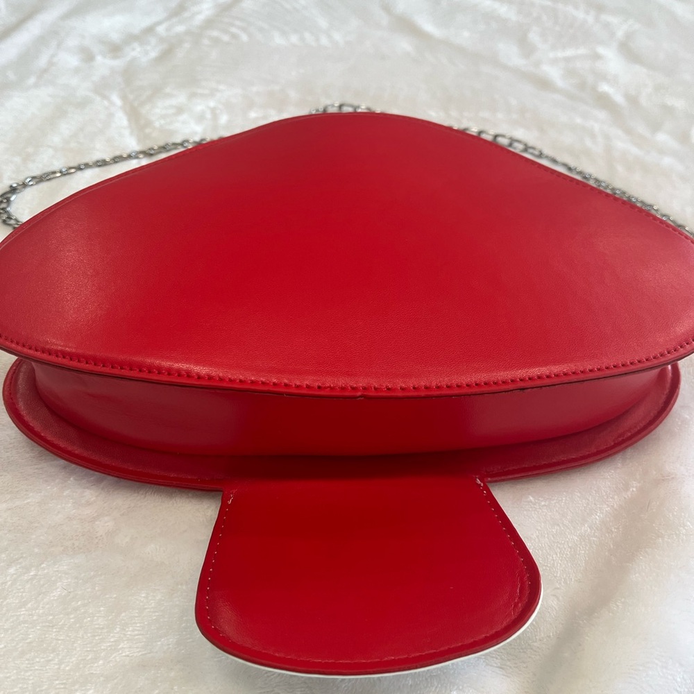 Red and White Mushroom-Shaped Women's Bag - Picture 3 of 4